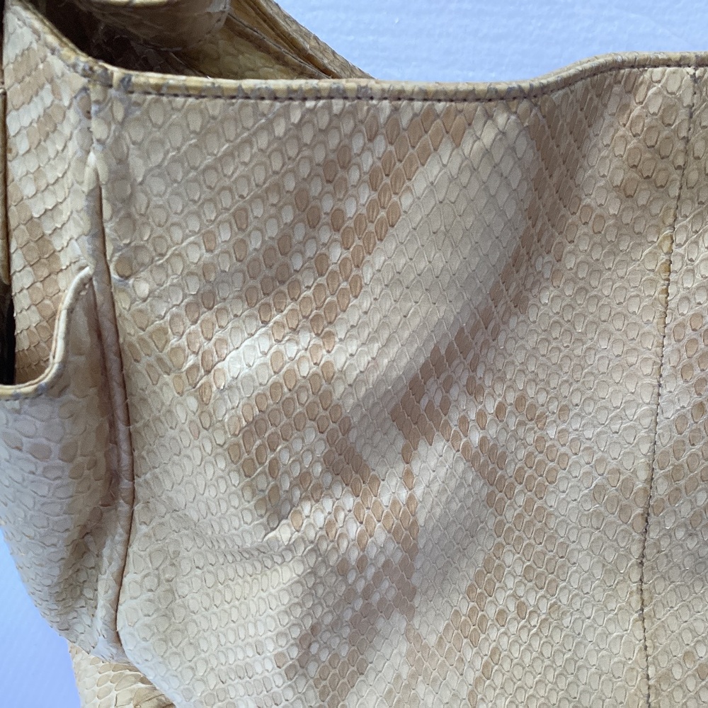 Finesse La Model Snakeskin Python Bag - Picture 14 of 14